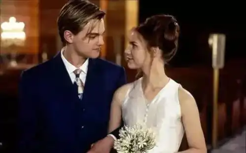 最美的舞蹈演绎最美的爱情
