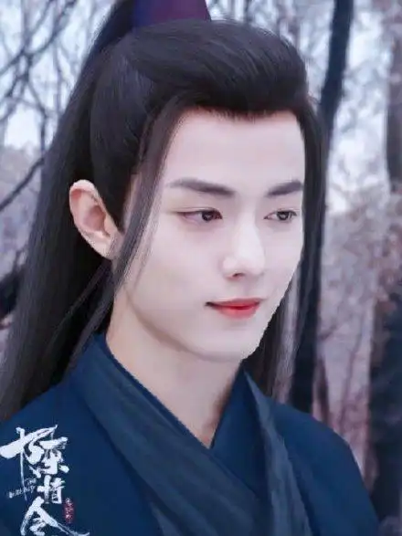 杨洋肖战罗云熙陈晓朱一龙,比比这些古装男神,谁的古装更好看