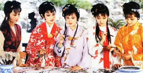 87版红楼梦演员妆前妆后照,能做十二金钗
