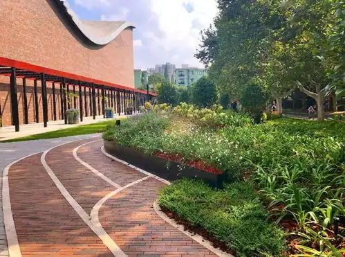 生活在风景中丨市容环境百年百景徐汇篇
