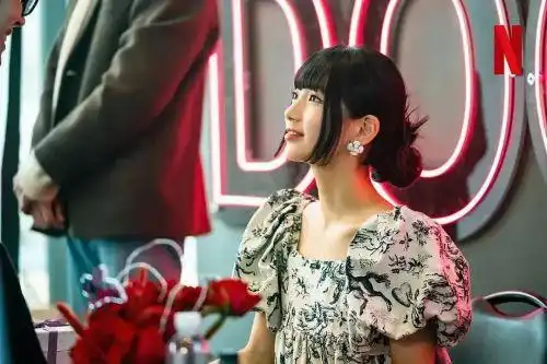 南韩神颜裴秀智主演我的女神室友斗娜治愈感拉满的韩剧
