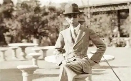 末代皇帝溥仪有一副极其奢华的麻将,专家终于回归祖国了
