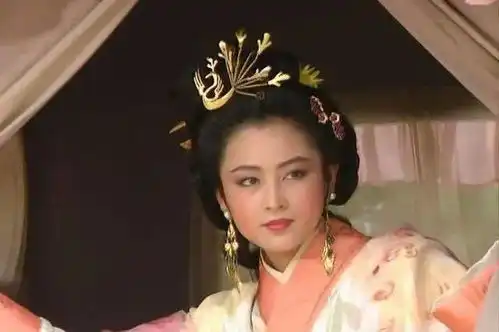 一张脸撑起四大美人的女演员,居然是她
