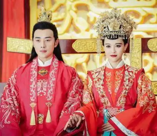 国产古装剧的婚礼与古代的婚俗有着区别又经历了何种演变

