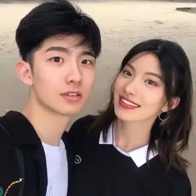 热恋期,别再用晚安当结束语,高情商三句撩的ta小鹿乱撞
