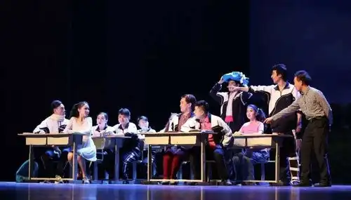 比明星厉害的是演员,比演员更厉害的是话剧演员
