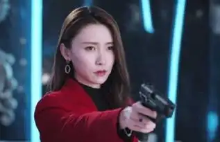 她是糯康集团的二把手,人称罂粟皇后,是个当之无愧的蛇蝎美人