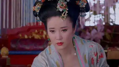 秦昊的爬山梗红遍网络,同学张彤却在三十而已给小章子怡童瑶做配