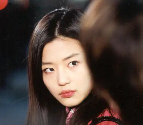 全智贤太绝,5年后重回韩剧,出手就是悬疑王炸,颜值演技双爆表故事智异山女神
