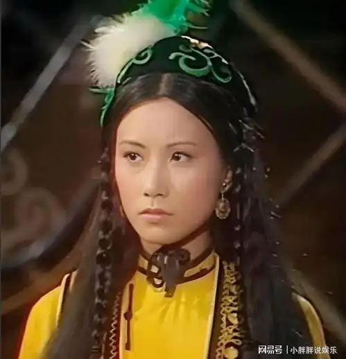 书剑恩仇录六版霍青桐大pk,谁是你心中的翠羽黄衫
