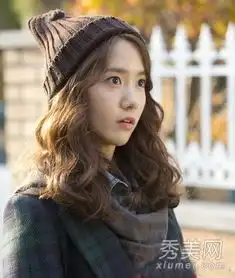 林允儿总理和我剧照蛋卷头变机车女