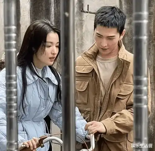杨洋王楚然被曝恋情,海边热吻被偶遇,粉丝早知情,更多细节曝光
