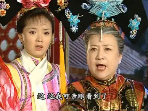 还珠格格紫薇劝小燕子接受知画,为何尔康想娶金锁,她却突然不愿意了