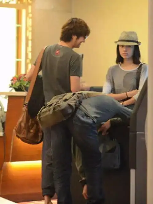 凭我的团长我的团爆火,却和董洁传出绯闻,王大治现状如何
