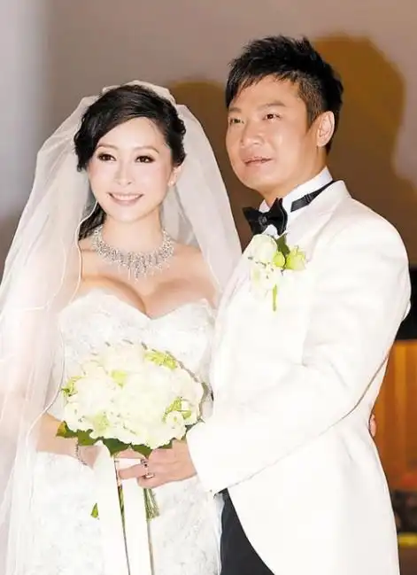 亲兄弟大不同一个事业家庭双丰收,一个名声扫地不知儿子叫什么