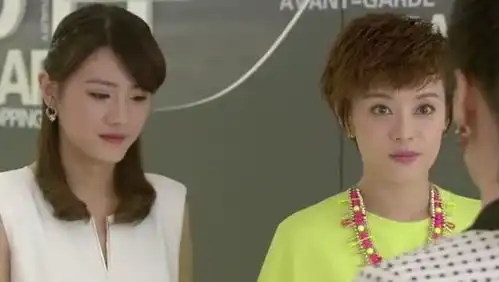 辣妈正传夏冰得到主编的器重,女同事心里一万个不服气
