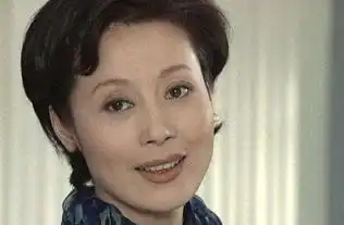 有姑父在不怕没戏拍,姑父离婚捧小女友,只能靠网剧维生
