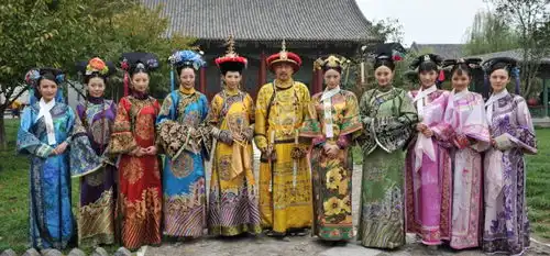 甄嬛传后宫争宠哪家强眉庄也就一个镯子的事