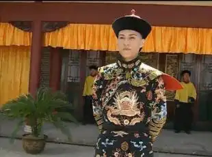 昔日公公成干部靳东12年前剧照曝光鲜肉一枚嫩得出水
