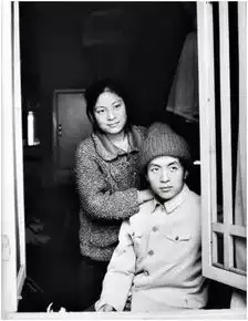 这次他带杭州人重回上世纪90年代
