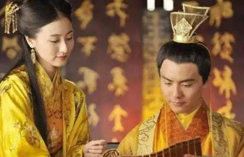 史上最成功的陪嫁丫鬟,小姐为妃,她是皇后,差点成第二个武则天