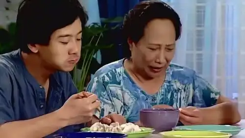 家有儿女饺子配大蒜,这才是北方人吃饺子的正确打开方式
