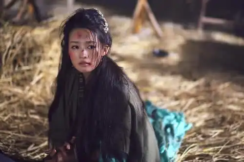 影视剧中那些女星最惨剧照杨幂全身伤痕,杨紫让所有人揪心