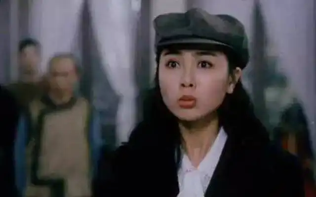她美艳胜过黎姿,两次错失赵敏,情路坎坷一夜暴瘦,如今47岁皈依佛门优雅老去娱乐频道
