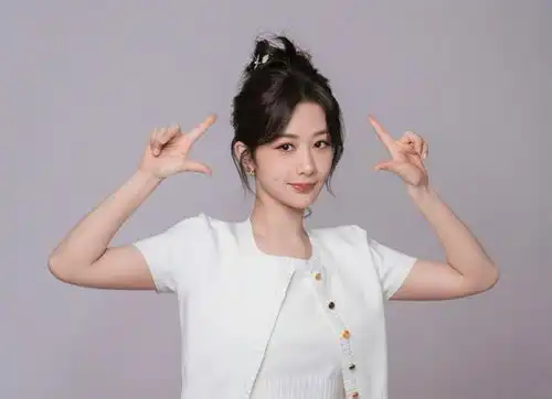 杨紫新剧玉兰花开曝光,民国大女主经商题材,看清导演追定了