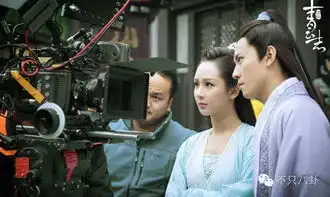 杨紫秦俊杰当众热吻恋情疑曝光,张一山的祝福这么快就成真了吗

