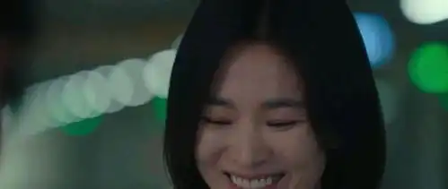文同恩对她好温柔,黑暗荣耀第2集,淋过雨的人内心有把伞