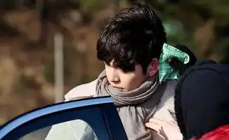 任意依恋拍摄花絮曝光金宇彬有颜值有演技有歌喉俘获粉丝心