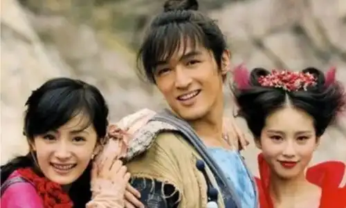 微博之夜名场面盘点,首当其冲世纪同框