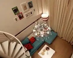 惊艳奢华的小复式小蜗居豪宅范儿
