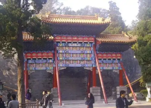 和我在北京的街头走一走,看看北京的牌楼