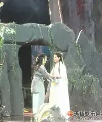 41岁李若彤再扮小龙女网友仙气不再