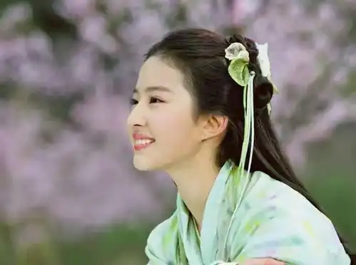 刘亦菲新剧路透照登上热搜,剧照依旧很美,看清男主又一必追大剧
