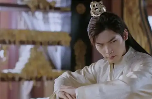 双世宠妃3墨连城让皇上赐婚,曲小檀迎娶墨连城和墨言忱