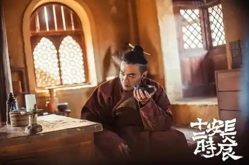 上海人买鲜肉月饼,一次一两个,是因为小气吗马伯庸严锋马俊丰这样说