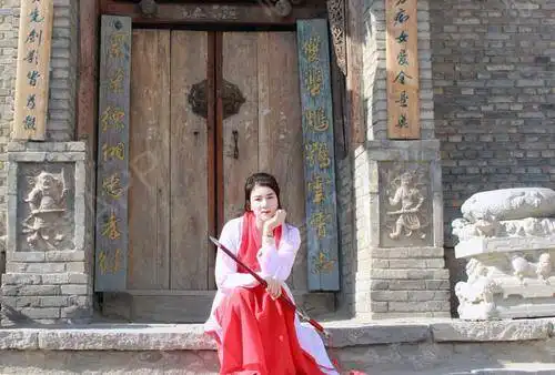 自从看了大话西游,就特别喜欢紫霞仙子,真的很美,很...吸脂悦美整形