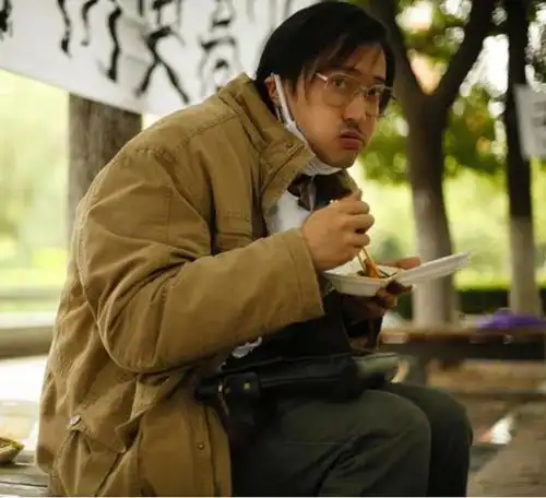 如果王传君跟金世佳能学学邓家佳,爱情公寓的结局会不会更完美
