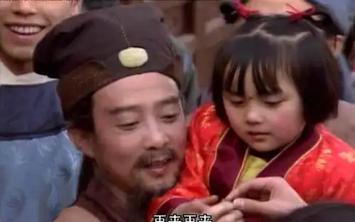 红楼梦甄家失火,至少有两回预兆,注意其一香菱也不会丢
