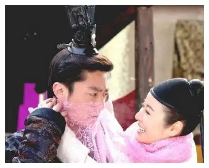 不敢认这是古装美男霍建华,和林心如结婚才4年,你沧桑成这样
