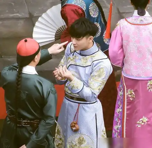 还珠格格重出江湖,杨紫实力cos紫薇,尔康却叫人大失所望