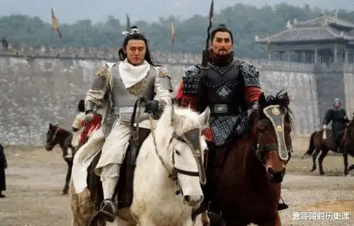 此好汉强于卢俊义,只因他师从高人,金庸笔下那高人成了武林神话