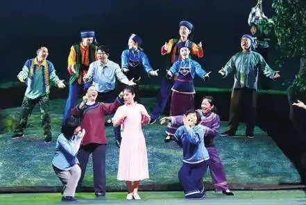 各族儿女心连心中华民族一家亲第六届全国少数民族文艺会演部分作品赏析
