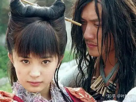 杨幂30年的颜值变化史难怪魏大勋一直追她当爱豆
