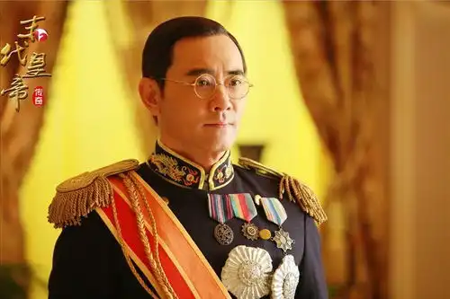 1948年,溥仪在法庭上的一句话,引全场发笑,却让日本人颜面扫地
