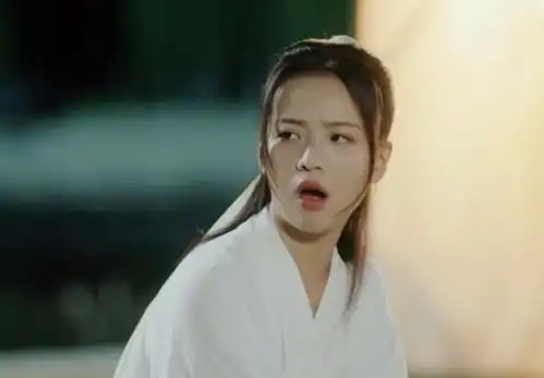 浣溪沙佟丽娅陈都灵穿古装美女的正确露法
