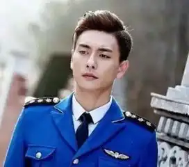 太撩黄宗泽戏精附体,溏心3逢场作戏撩妹彻底放飞自我,如今宣布复出再战乐坛
